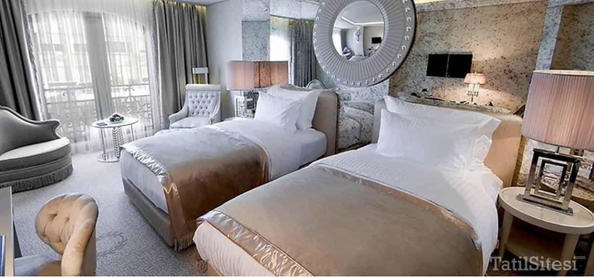 Wyndham Grand İstanbul Kalamış Marina Hotel